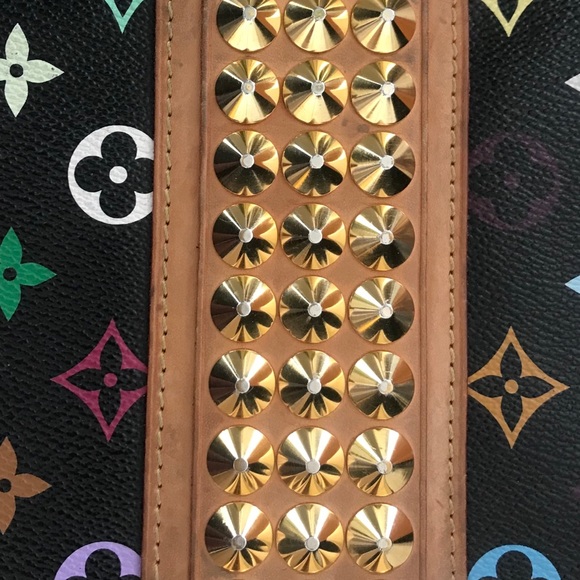 SOLD!!!! Louis Vuitton *LV* Monogram Clutch - Picture 4 of 10